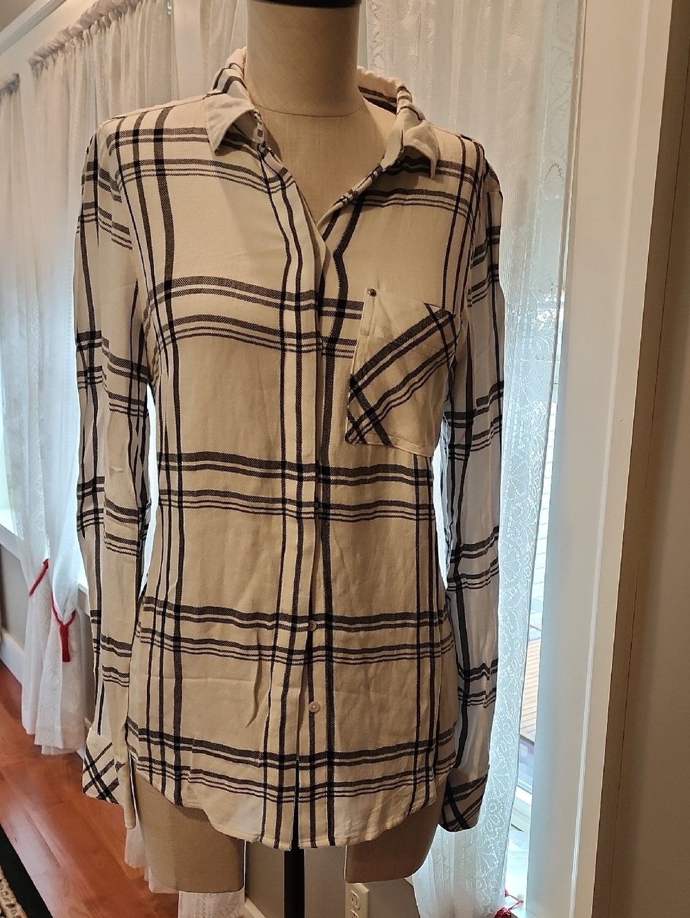 White House Black Market Cream and Black Plaid Button-Up